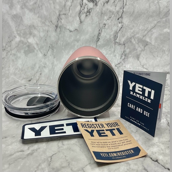 YETI RAMBLER TUMBLER 20oz WITH MAGSLIDER LID STAINLESS STEEL SANDSTONE PINK - Picture 2 of 2